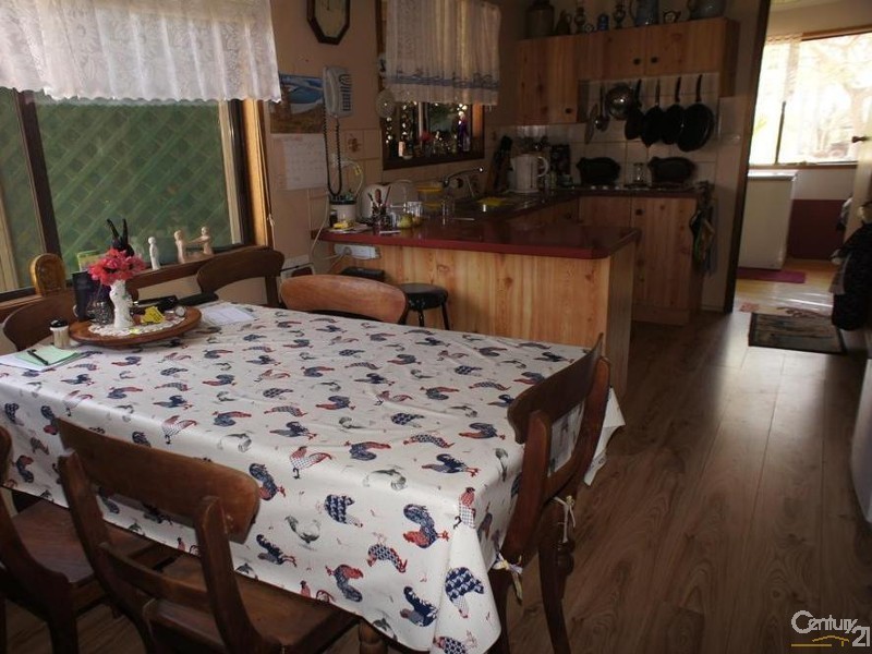 45 Smith Road, Stanwell QLD 4702