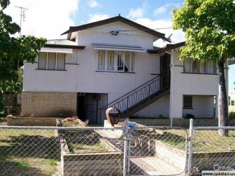 12 PERSHING STREET, Wandal QLD 4700