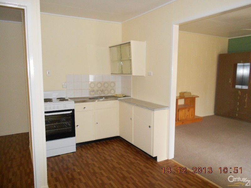 Unit 1/301 Waterloo Street, Berserker QLD 4701