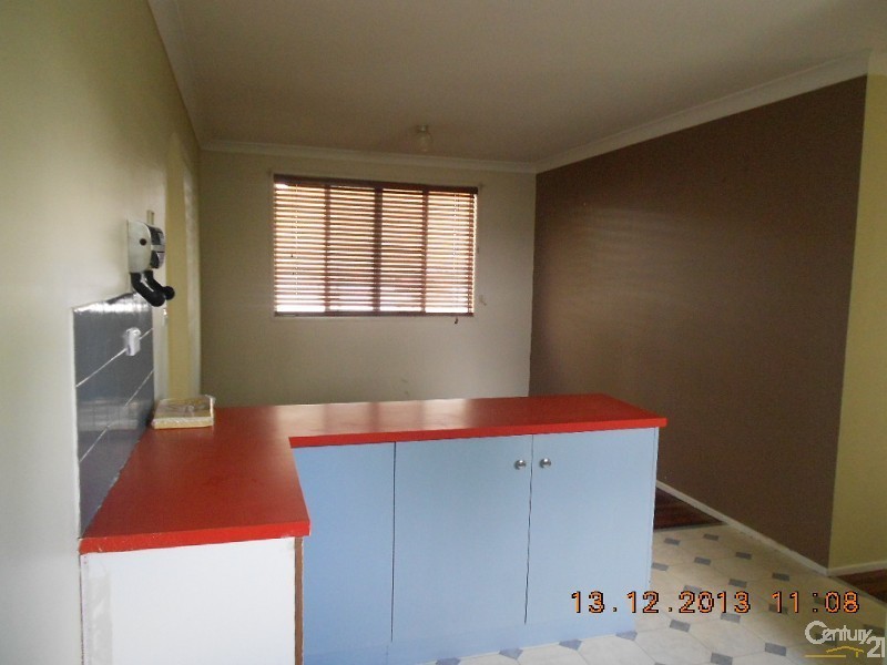 227 Farm Street, Kawana QLD 4701