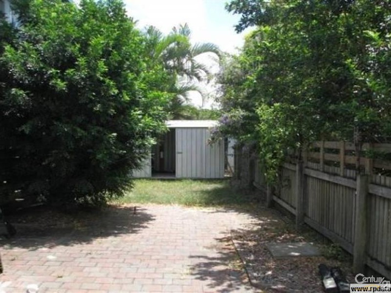 98 Thozet Road, Koongal QLD 4701
