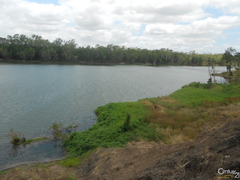 564 South Yaamba Road, Alton Downs QLD 4702