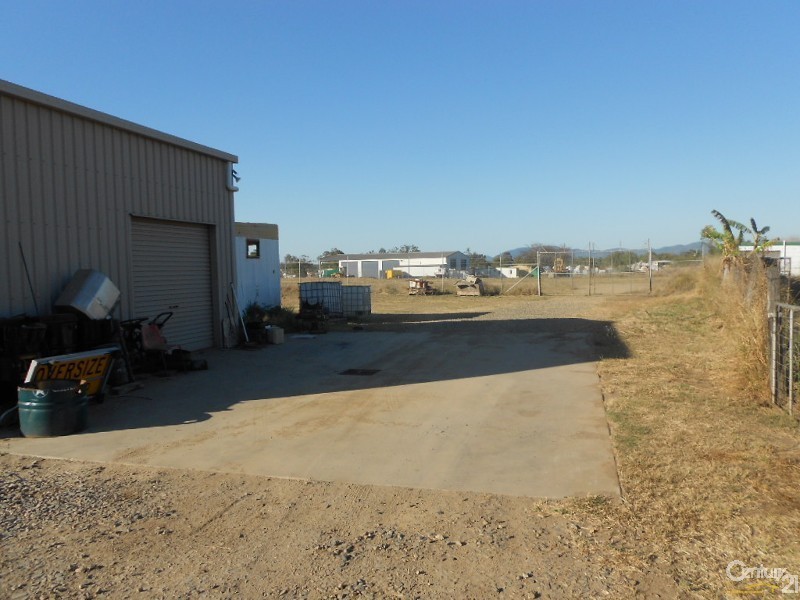 89 Douglas Street, Gracemere QLD 4702