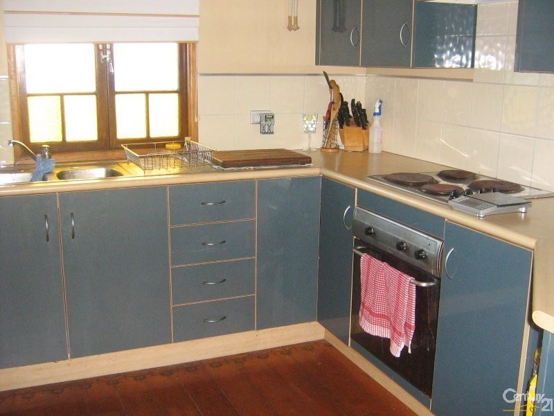 222 Denham Street, The Range QLD 4700