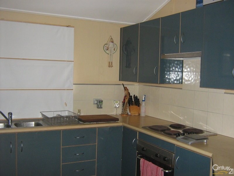 222 Denham Street, The Range QLD 4700