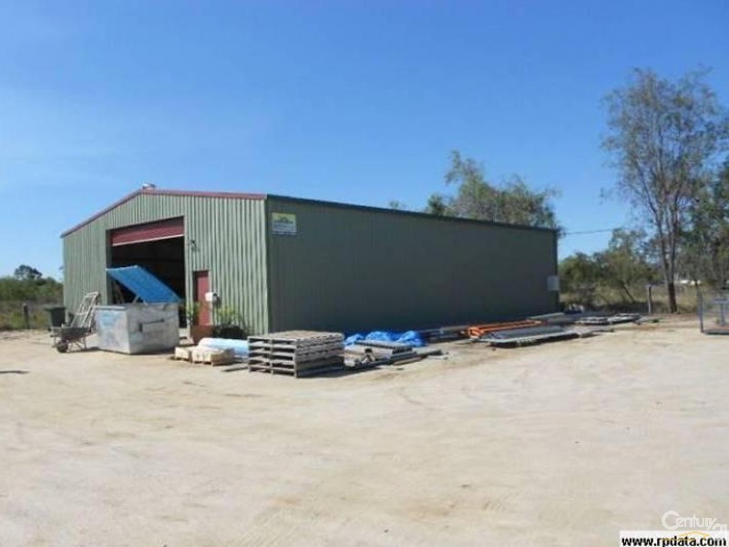 98  Middle Road, Gracemere QLD 4702