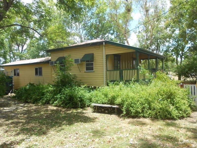 2 Leichardt Hwy, Wowan QLD 4702