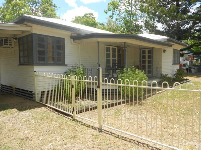 2 Leichardt Hwy, Wowan QLD 4702