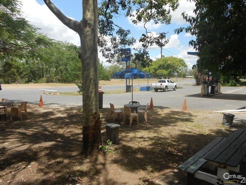 2 Leichardt Hwy, Wowan QLD 4702