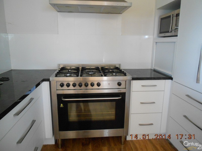 375 Mckenzie Road, Alton Downs QLD 4702