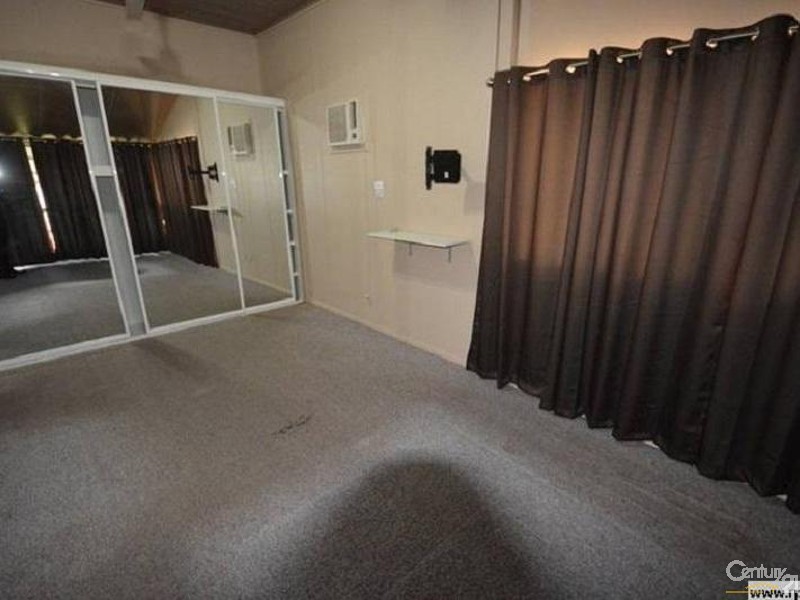 21 Larnach Street, Allenstown QLD 4700
