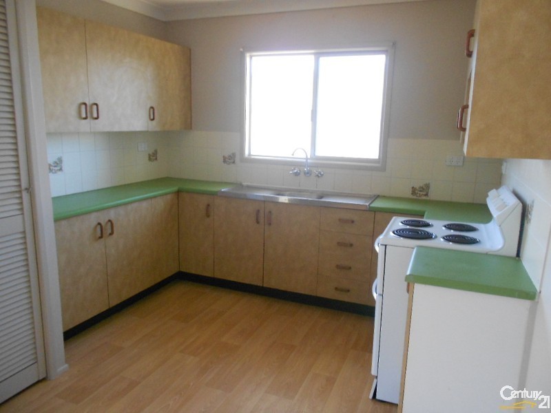 28 Alexandra Street, Park Avenue QLD 4701