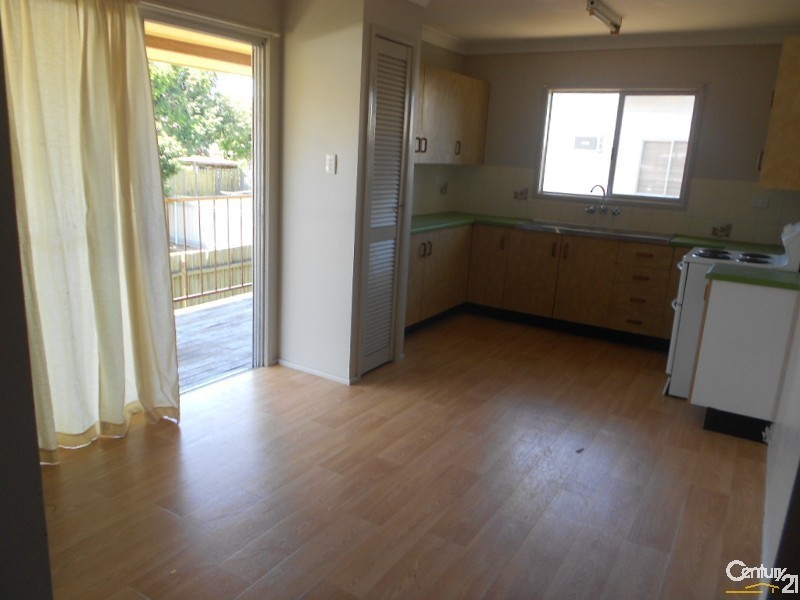 28 Alexandra Street, Park Avenue QLD 4701