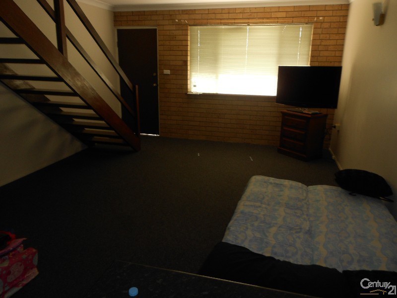 8/200 Canning Street, The Range QLD 4700