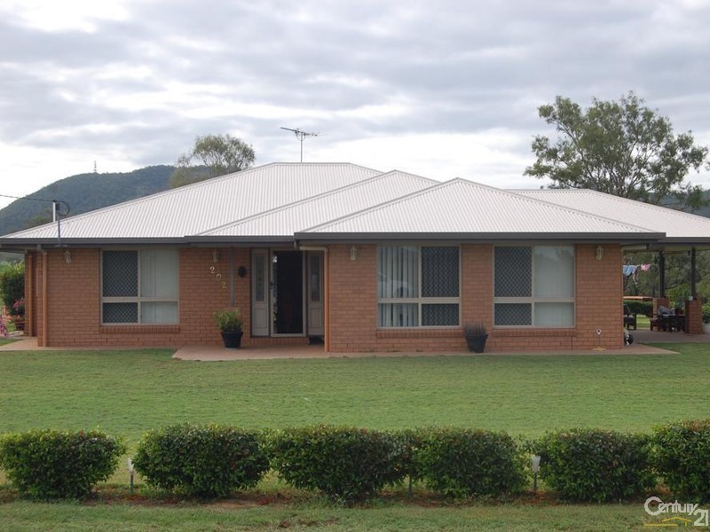 202 Callan Avenue, Kabra QLD 4702