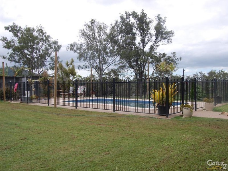 202 Callan Avenue, Kabra QLD 4702