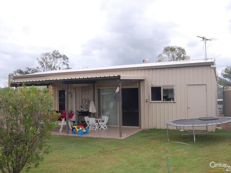 202 Callan Avenue, Kabra QLD 4702