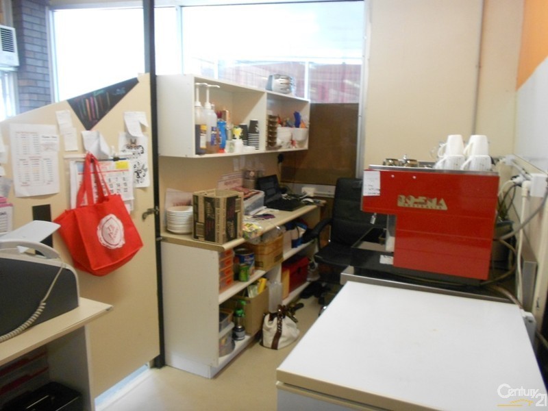 3 /37 Gladstone Rd, Allenstown QLD 4700