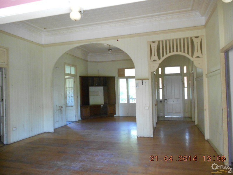155 Lakes Creek Road, Berserker QLD 4701