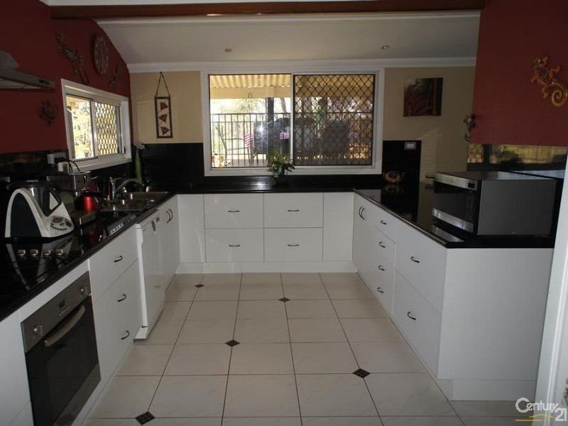 34 Pink Lily Road, Pink Lily QLD 4702