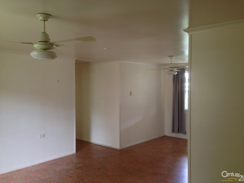 270 Carlton Street, Kawana QLD 4701