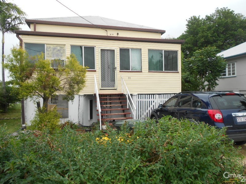 11 Hollingsworth Street, Kawana QLD 4701