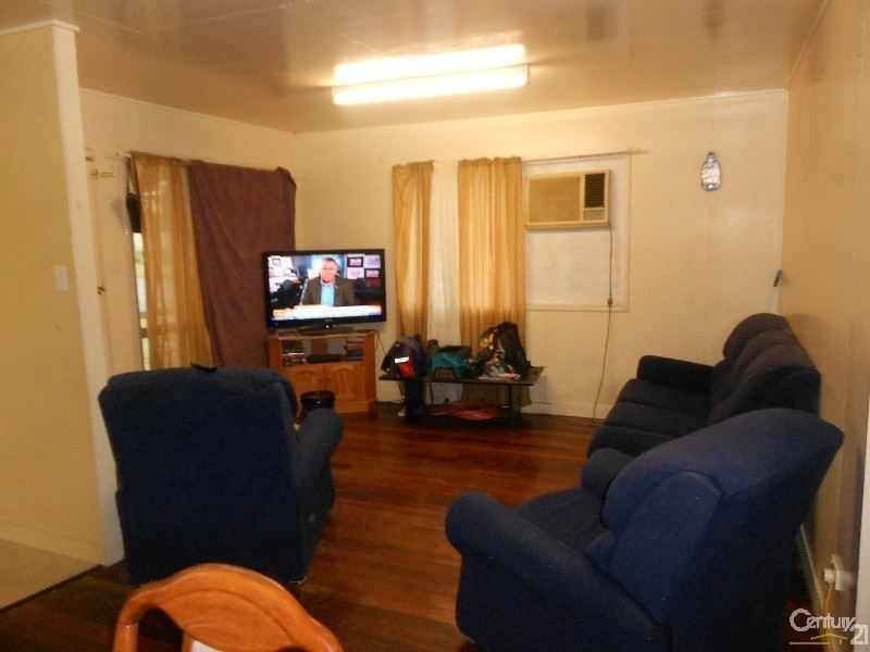 26 Railway Street, Marlborough QLD 4705