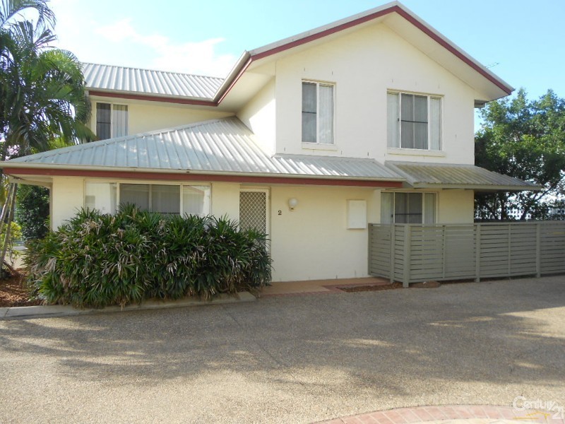 2/90 Livingstone Street, Berserker QLD 4701