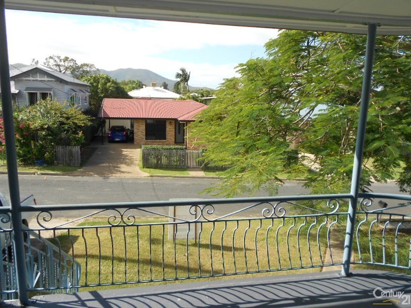 105 Princess Street, Berserker QLD 4701