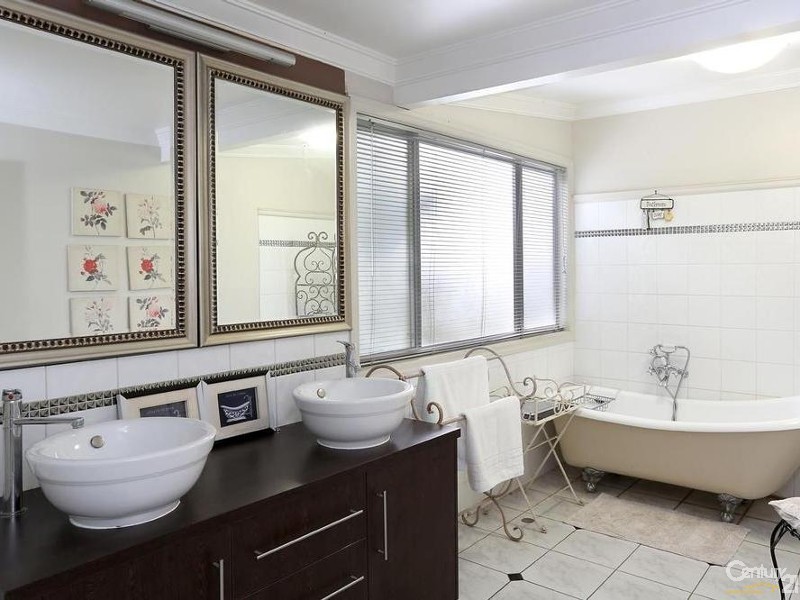 51 Spencer Street, The Range QLD 4700