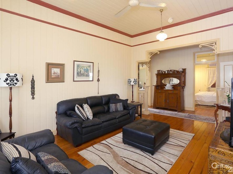 51 Spencer Street, The Range QLD 4700