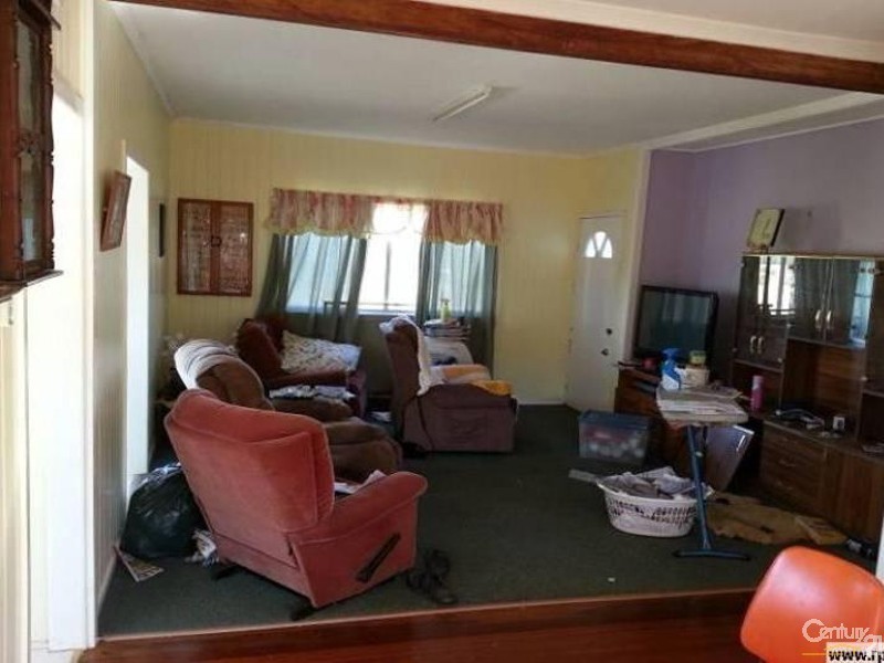 14 Clifford Road, Alton Downs QLD 4702