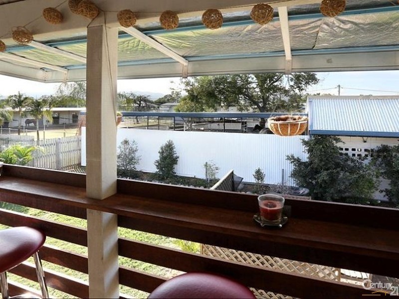 24 Nobbs Street, Berserker QLD 4701