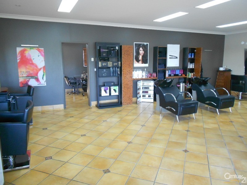 132 Denham Street, Allenstown QLD 4700