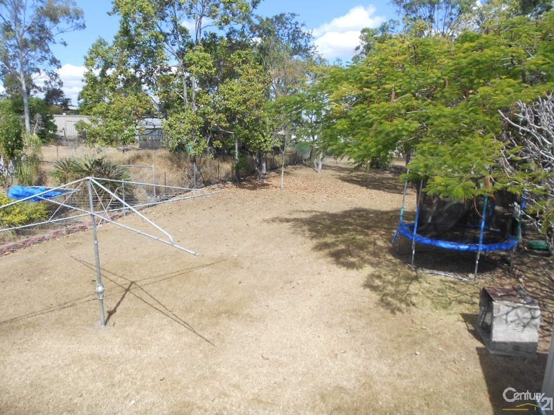 27 Peterson Street, West Rockhampton QLD 4700