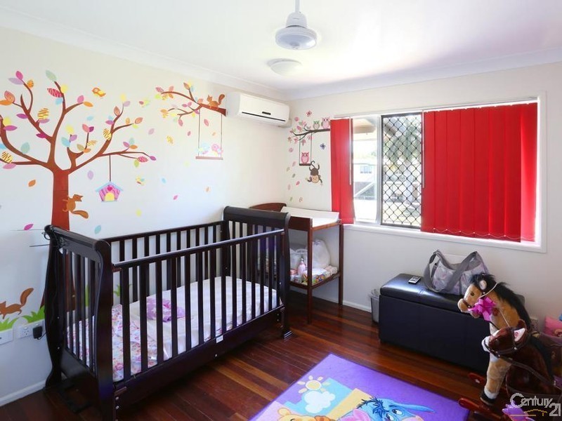 10 Cant Street, Kawana QLD 4701