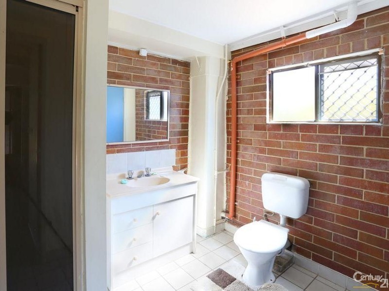 10 Cant Street, Kawana QLD 4701