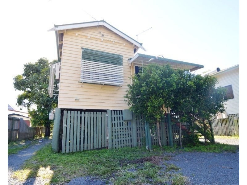 343 Bolsover Street, Depot Hill QLD 4700