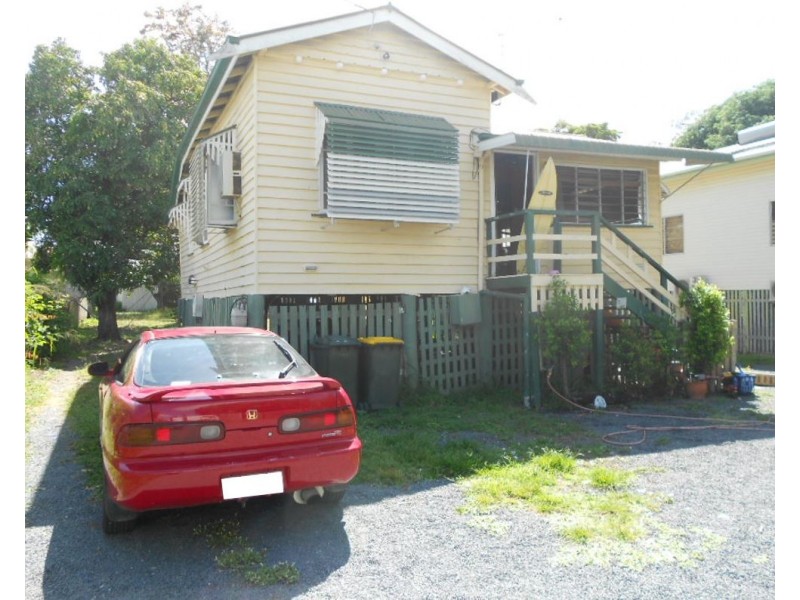 343 Bolsover Street, Depot Hill QLD 4700