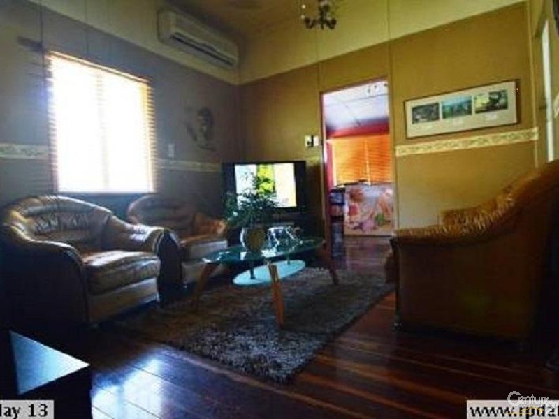 343 Bolsover Street, Depot Hill QLD 4700