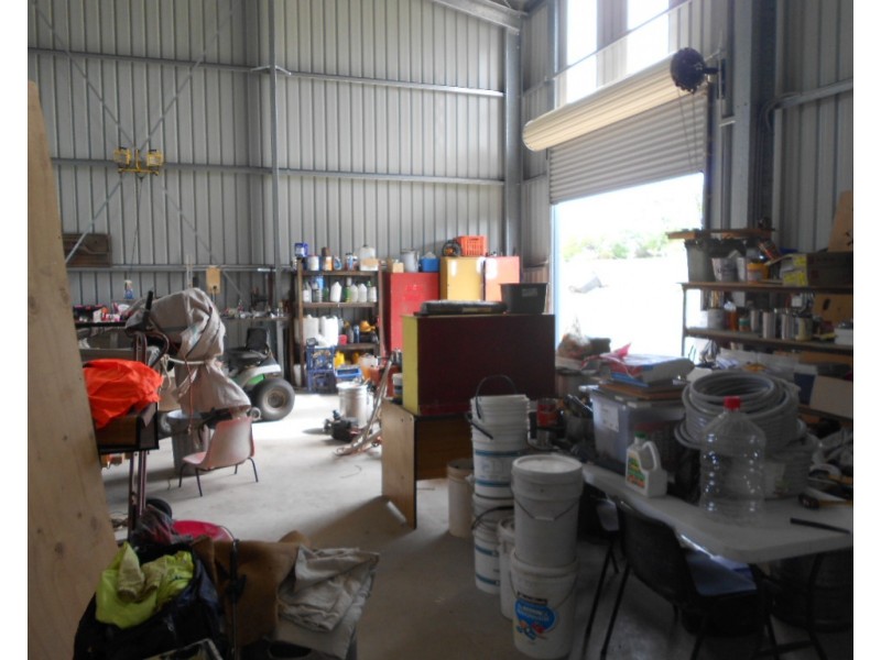 111 Capricorn Highway, Westwood QLD 4702