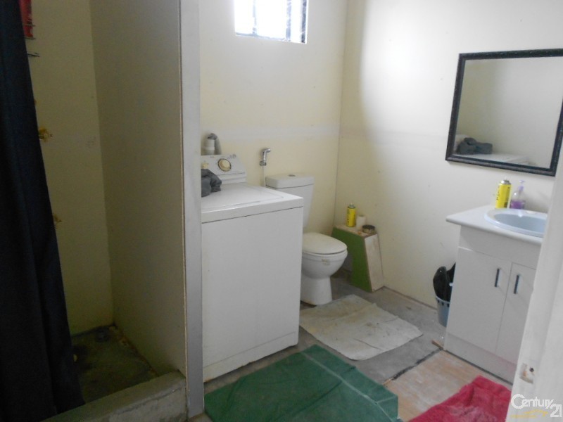 111 Capricorn Highway, Westwood QLD 4702