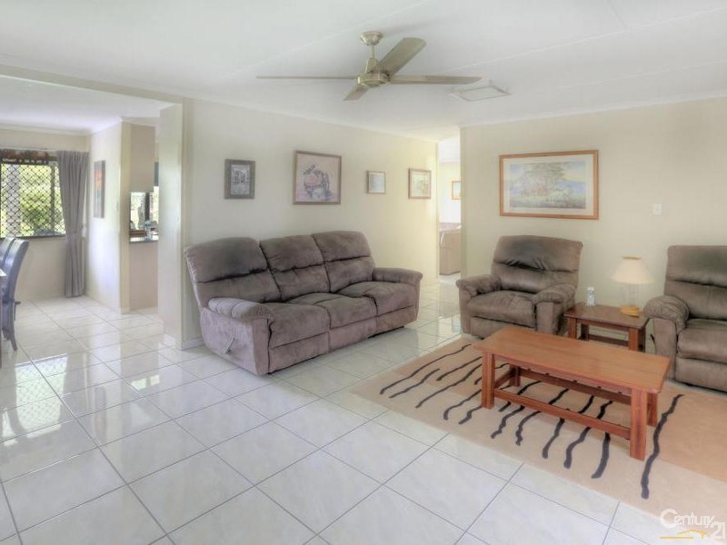 684 South Yaamba Road, South Yaamba QLD 4702