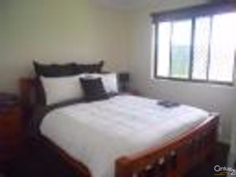17 Premier Court, Gracemere QLD 4702