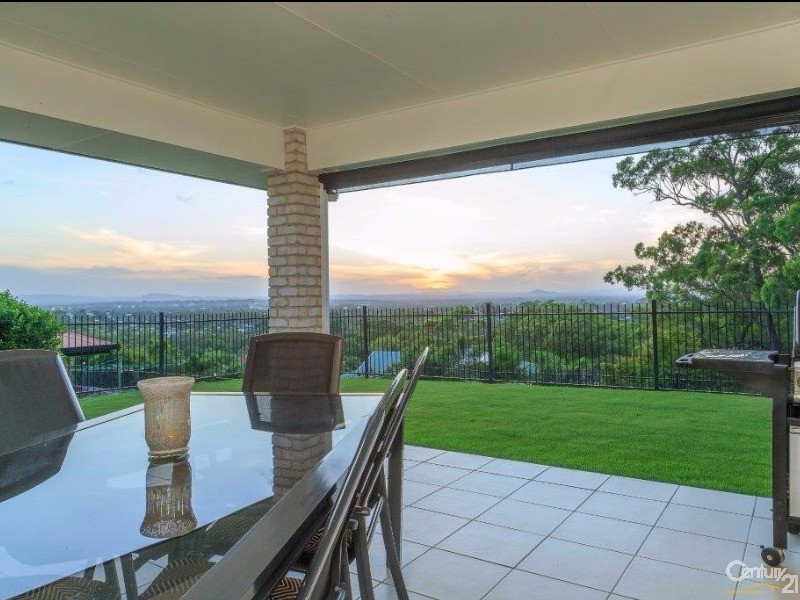 11 Greenwood Close, Frenchville QLD 4701