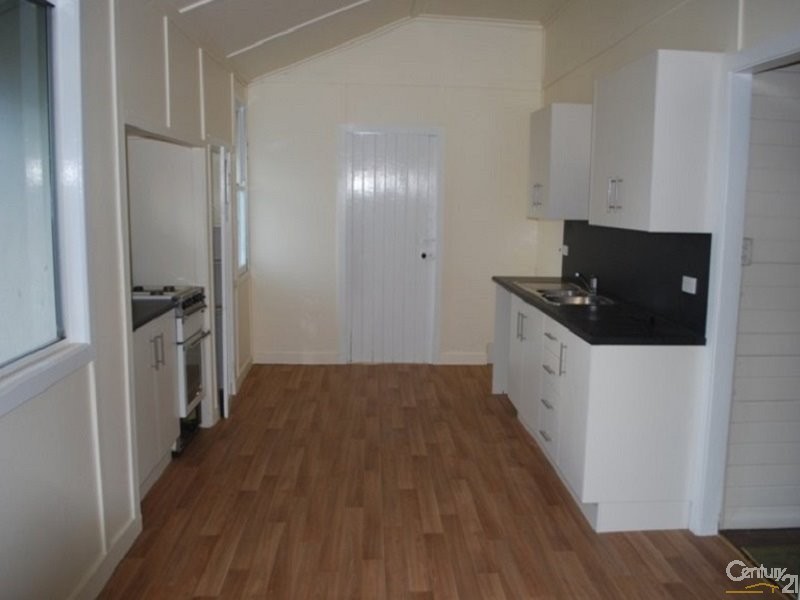 14 Wandal Road, Wandal QLD 4700