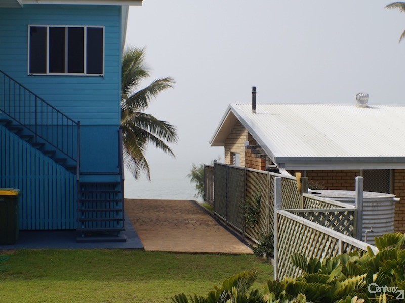 Keppel Sands QLD 4702