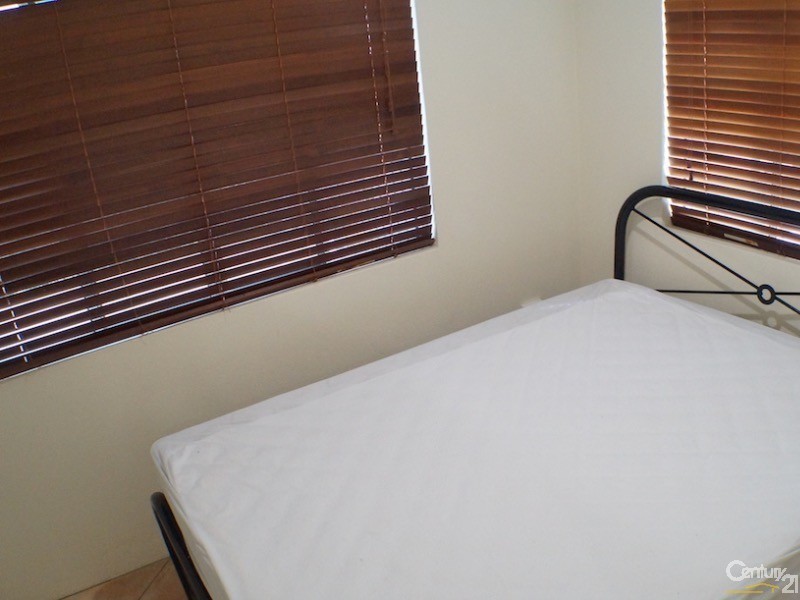 Keppel Sands QLD 4702