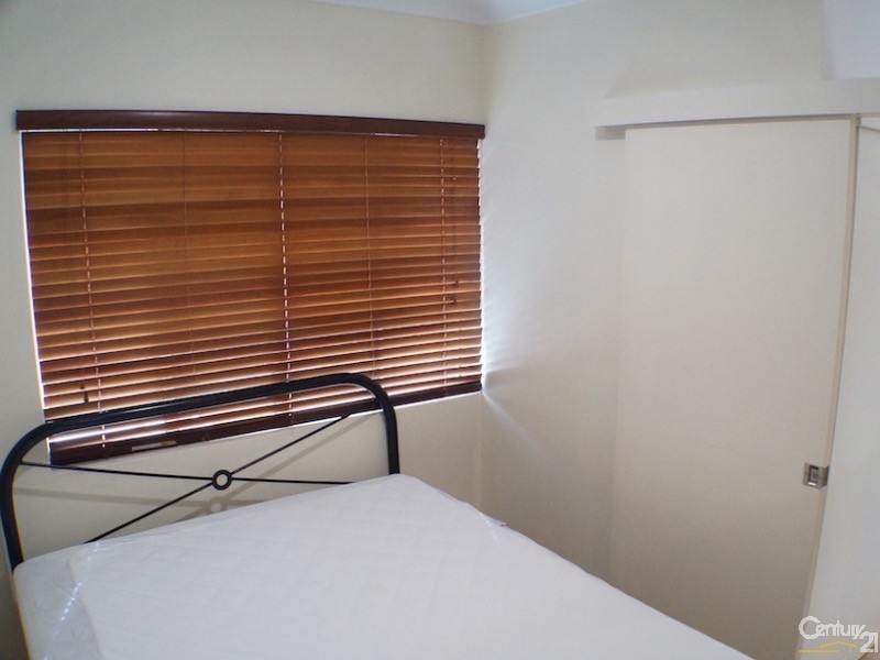 Keppel Sands QLD 4702