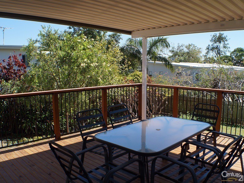 35 Card Street, Berserker QLD 4701